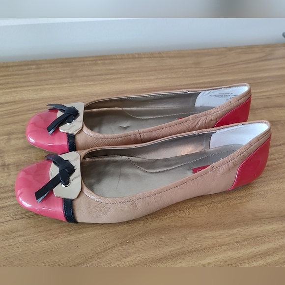 Bandolino Wound Up Ballerina Flats Sz 9M - Picture 2 of 8
